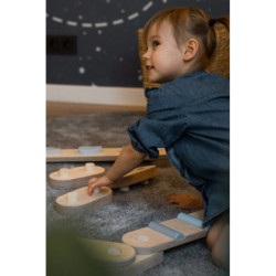 Poutre d’équilibre Montessori en bois – 4 barres bleu