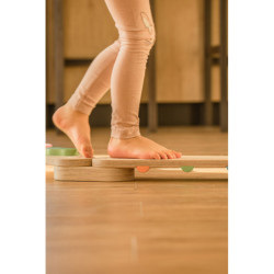 Poutre d’équilibre Montessori en bois – 4 barres multicolore