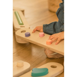 Poutre d’équilibre Montessori en bois – 4 barres multicolore