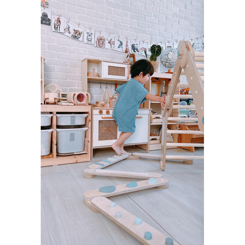 Poutre d’équilibre Montessori en bois – 6 barres bleu