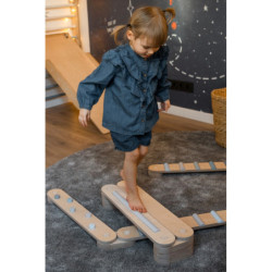 Poutre d’équilibre Montessori en bois – 6 barres bleu