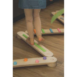 Poutre d’équilibre Montessori en bois – 6 barres multicolore