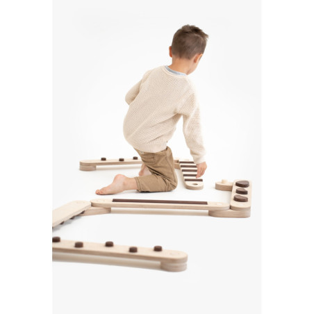Poutre d’équilibre Montessori en bois – 6 barres bois foncé