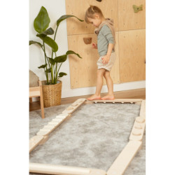 Poutre d’équilibre Montessori en bois – 8 barres bois naturel