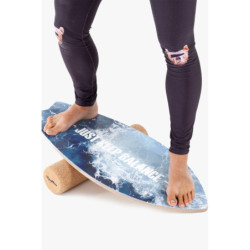 Planche d’équilibre Montessori en bois – surf avec rouleau et tapis