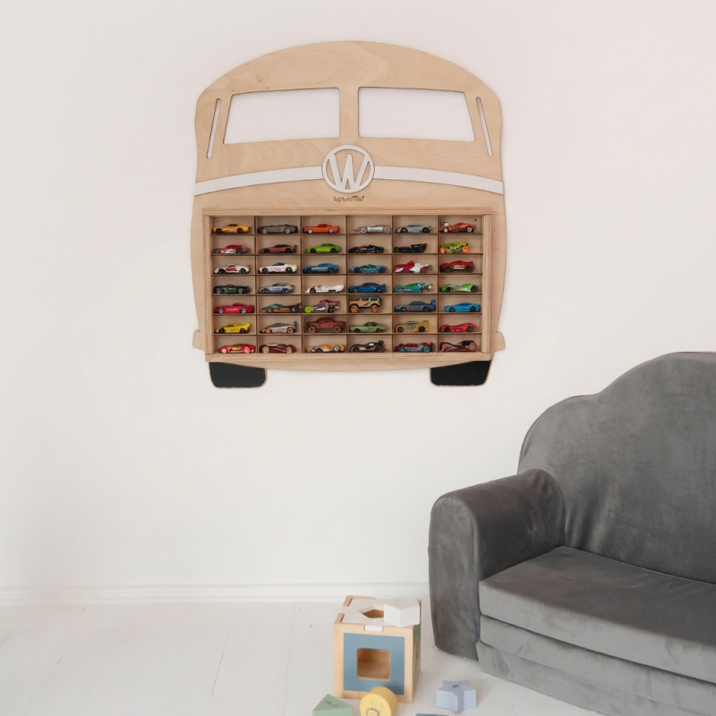 Étagère murale en bois pour petites voitures