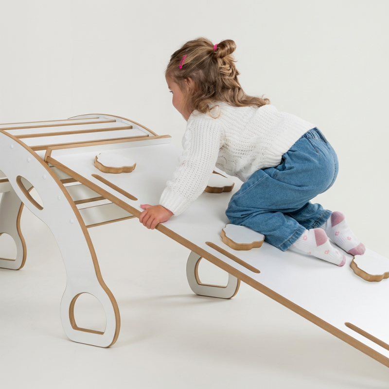 Balançoire Montessori en bois avec toboggan Chmurki - XXL