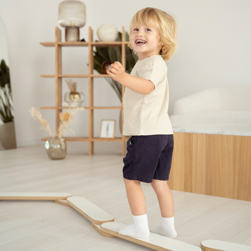Pont d'équilibre Montessori en bois pour parcours moteur 4m