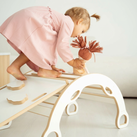 Balançoire Montessori en bois avec toboggan – Nuages