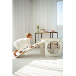 Cube d'activité Montessori en bois avec toboggan | Nuages