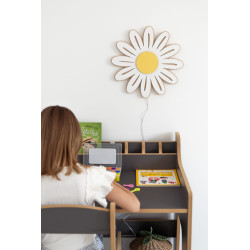 Veilleuse Montessori en bois marguerite pour enfant — photo 3