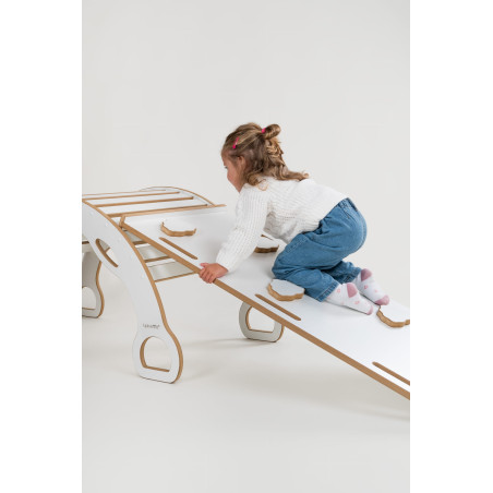 Balançoire Montessori en bois avec toboggan Chmurki - XXL