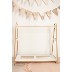 Penderie Montessori enfant en bois avec 5 cintres intégrés — photo 4
