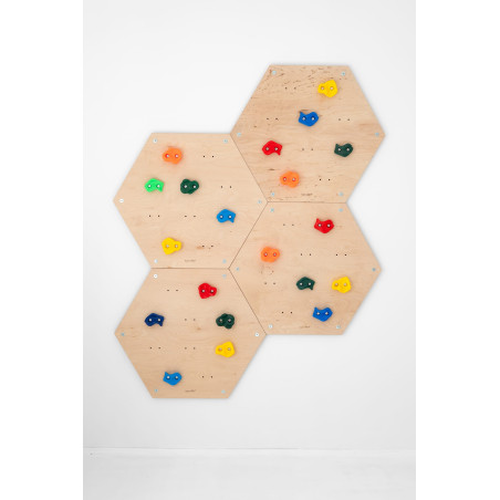 Mur d'escalade Montessori en bois hexagonal modulable