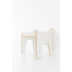 Bureau enfant Montessori en bois réglable