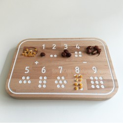 Simone, the wooden Montessori number tracing board - Photo 4