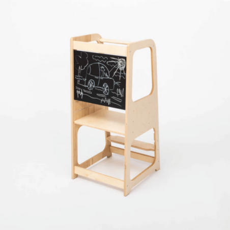 Ambre, Tour Montessori avec tableau noir