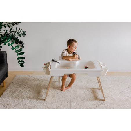 Oscar, le bureau maternelle en bois pour enfant