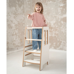 À quel âge utiliser une tour d'observation montessori ?